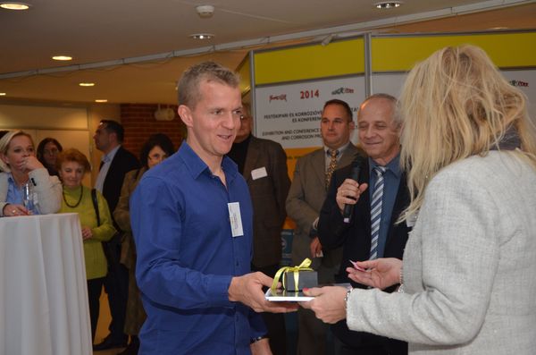 hungarocoat_2014_111_20141203_1477673219