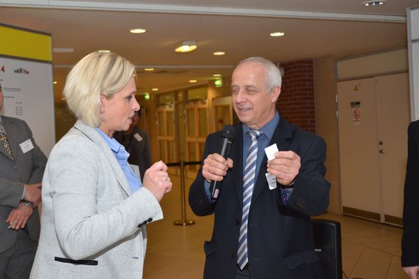 ????????????????????????????????????